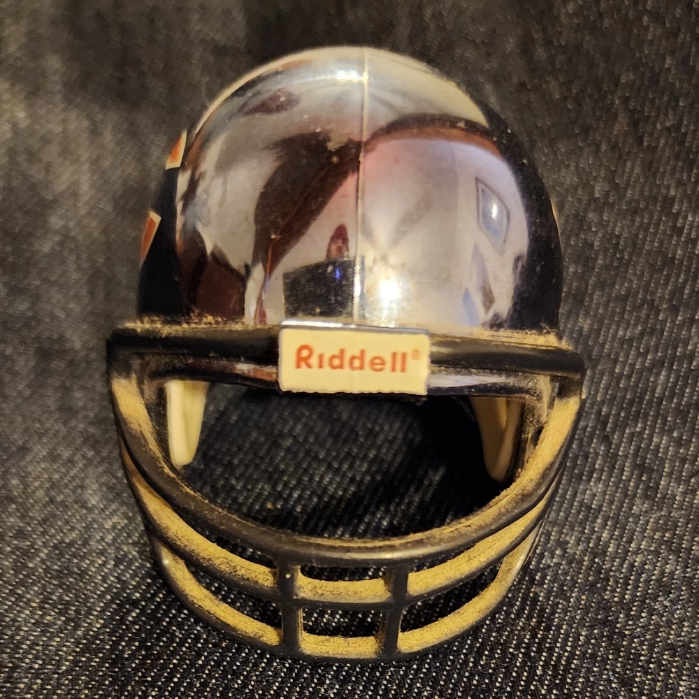 Mini Riddell Chicago Bears Helmet - Picture 5 of 5